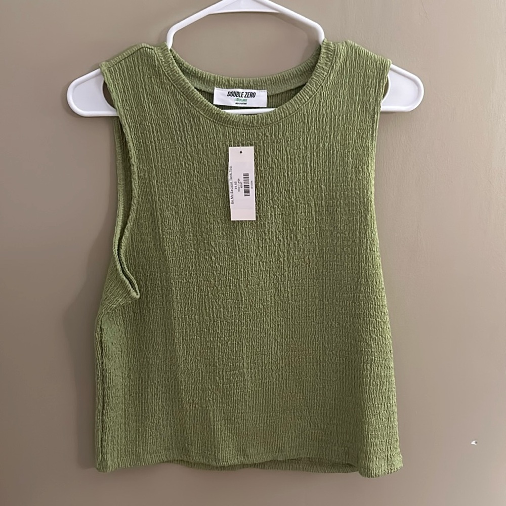 Sleeveless top